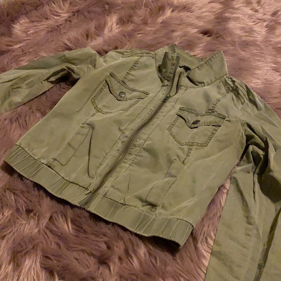 Jacket - Picture 3 of 6